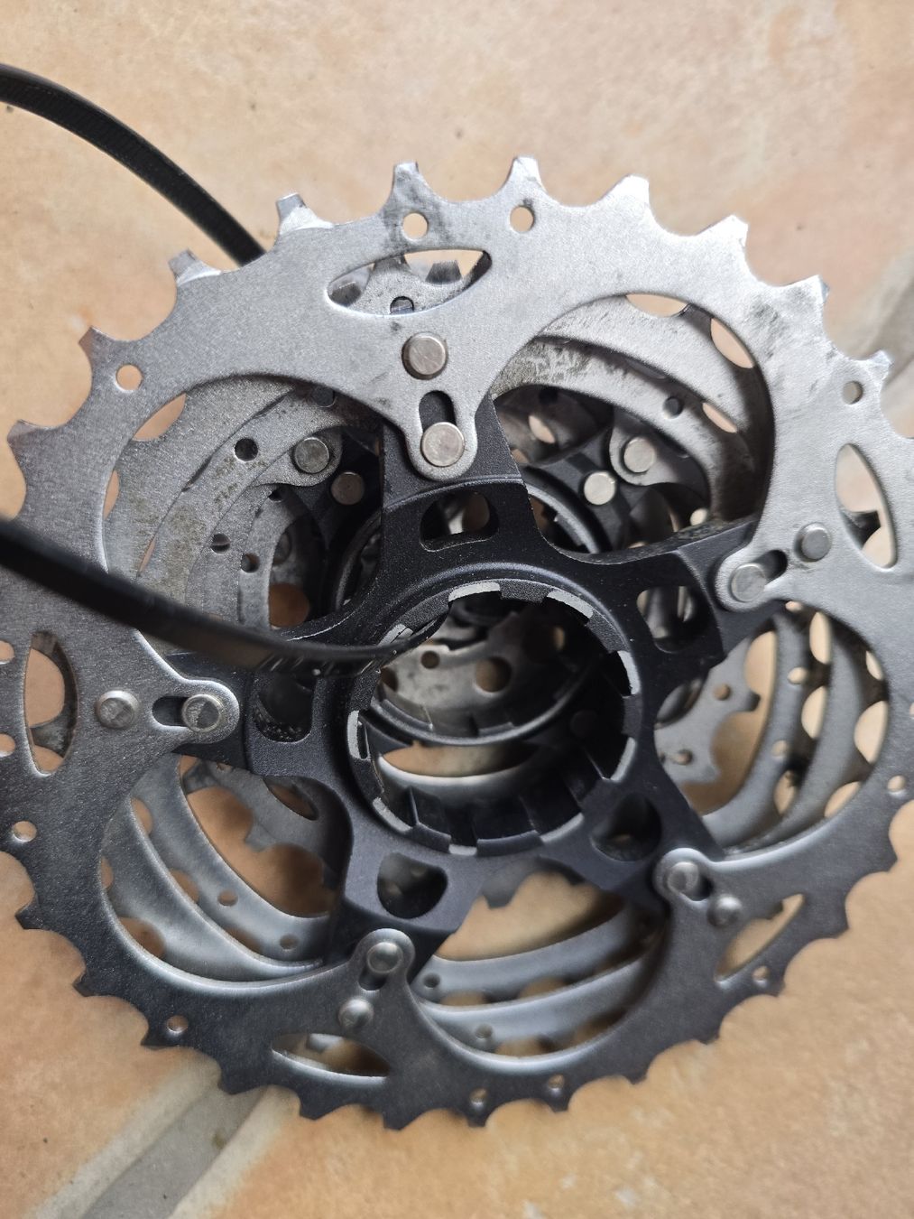 Shimano Ersatzteile: Shimano XT CS-M771 Kassette - Zuverlässige – Gebraucht aus Reinach BL von NadineBurger 2