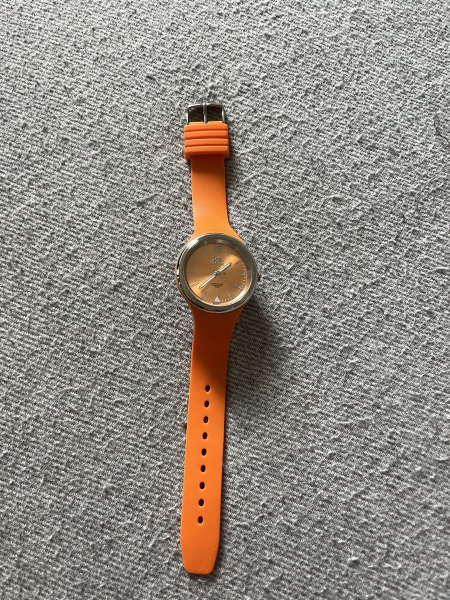 Orologi: Lolli Clock in Orange – Usato da Thalheim venduto da karmabis_