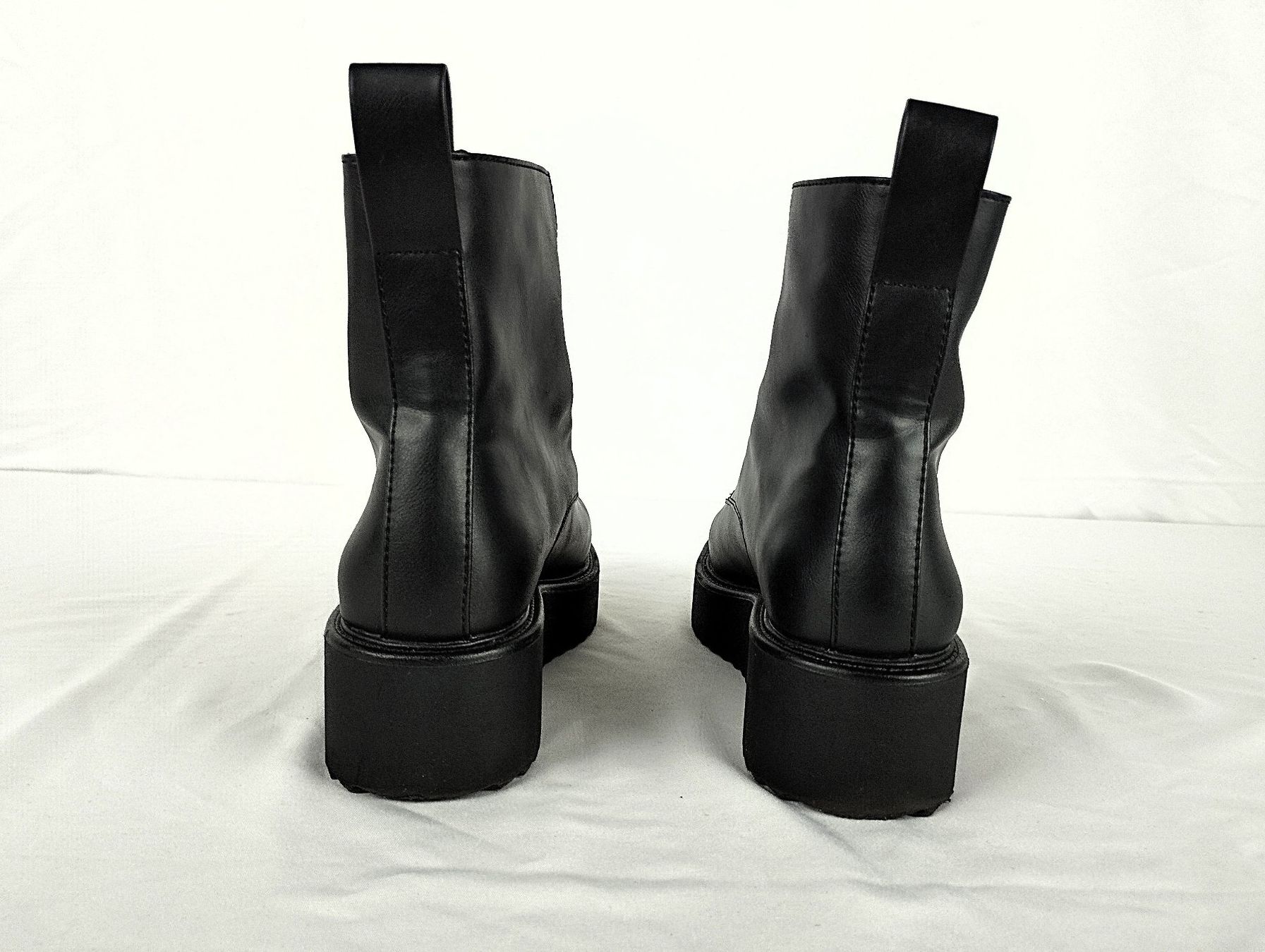 H&M Scarpe da donna: H&M Schuhe schwarz Gr.37 – Usato da Schübelbach venduto da Restwert_Schubelbach 1
