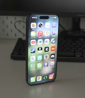 Apple iPhone 16 Pro mit 256 GB in Black Titanium