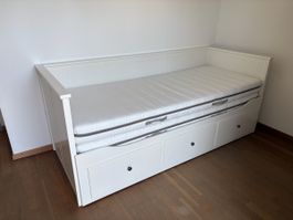 Hemnes (Ikea) Tagesbett mit 2 Matratzen 