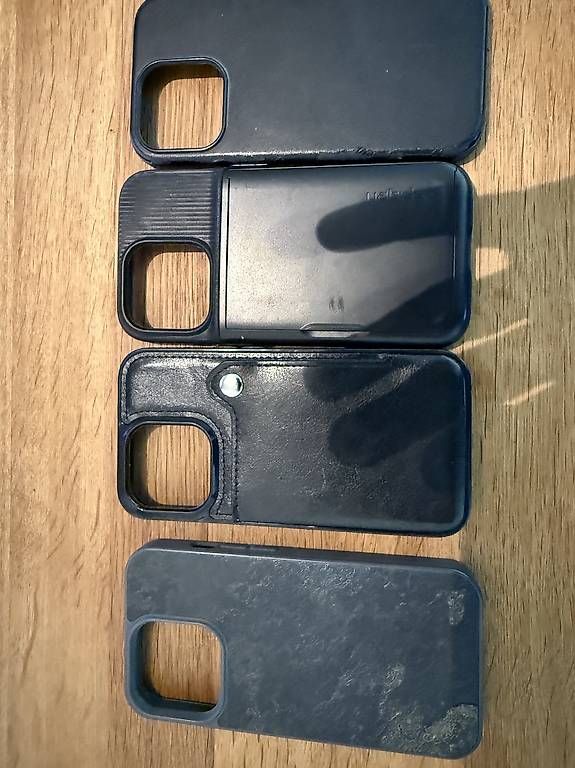 Cover & Protezioni schermo: Handyhüllen + Kabel iPhone 13 Pro – Usato da Muotathal venduto da ketola