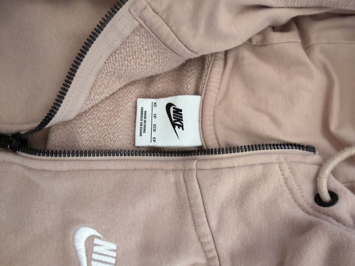 Nike Vestes: Rosa Nike Jacke – D'occasion à Trimmis par moonsoon1421 4