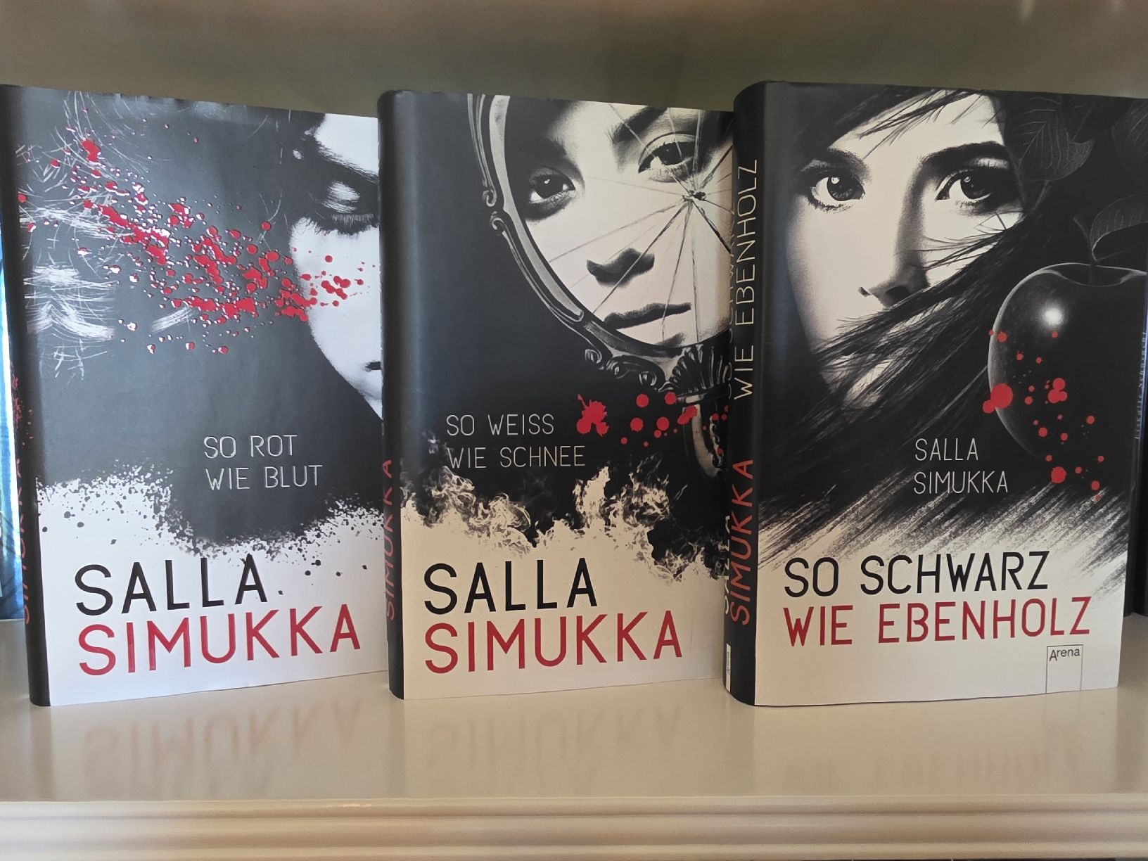 Bücher: Lumikki-Trilogie von Salla Simukka – Neu (gemäss Beschreibung) aus Langenthal von Mira212