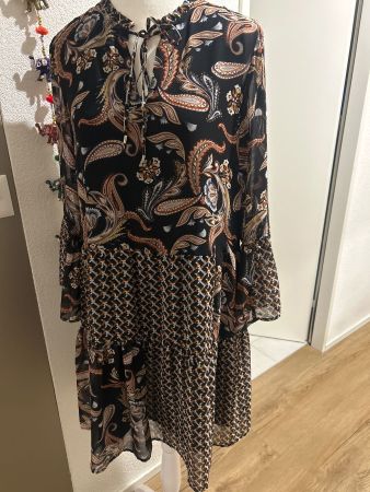 Damen Kleid mit Paisley Muster schwarz von Hallhuber Gr. 36