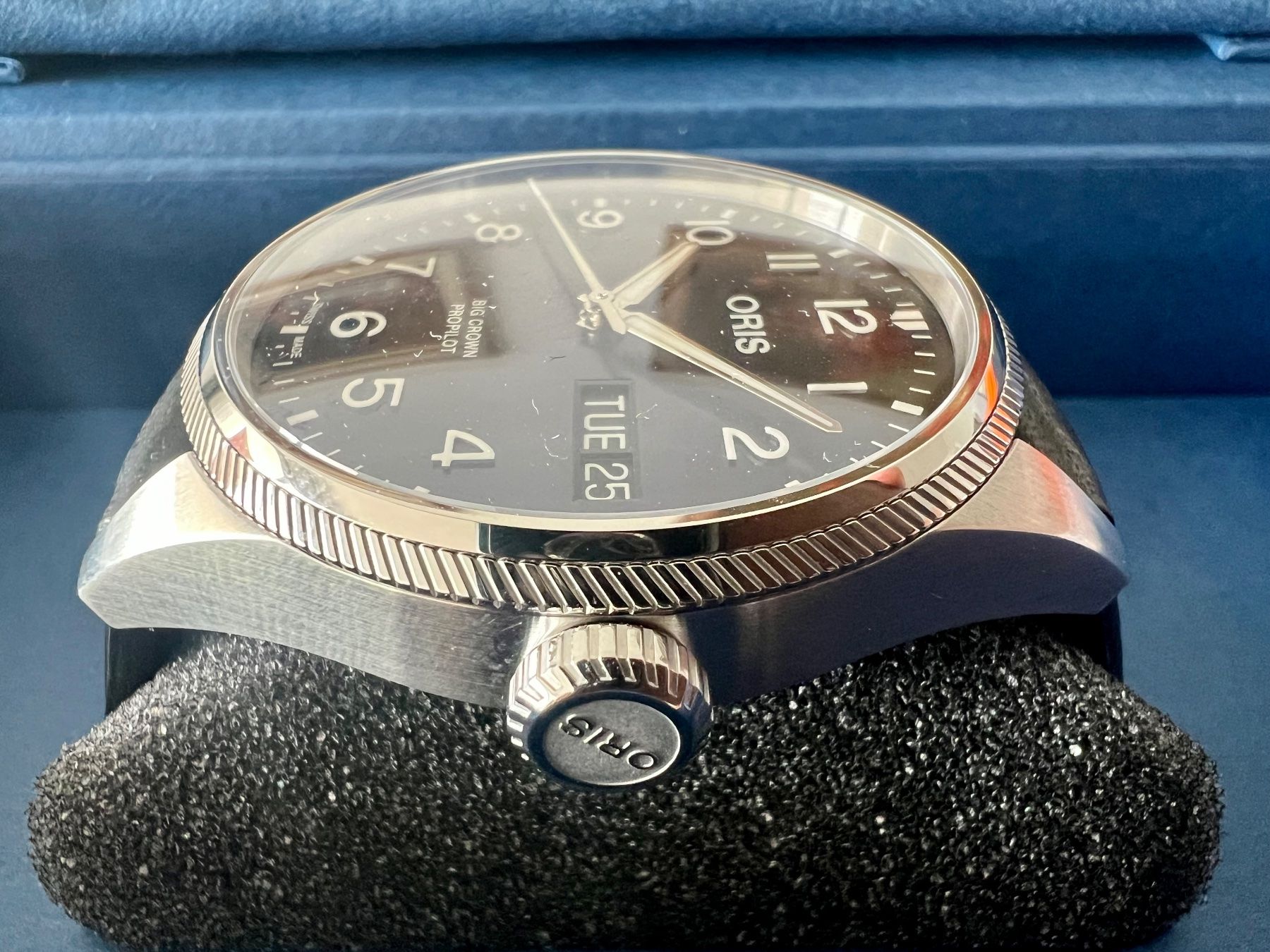 Oris Orologi: ORIS Big Crown Propilot Day Date, Full Set, Blue dial,Fr2250 – Nuovo e nell'imballaggio originale da Le Mont-sur-Lausanne venduto da LycaGallery 4