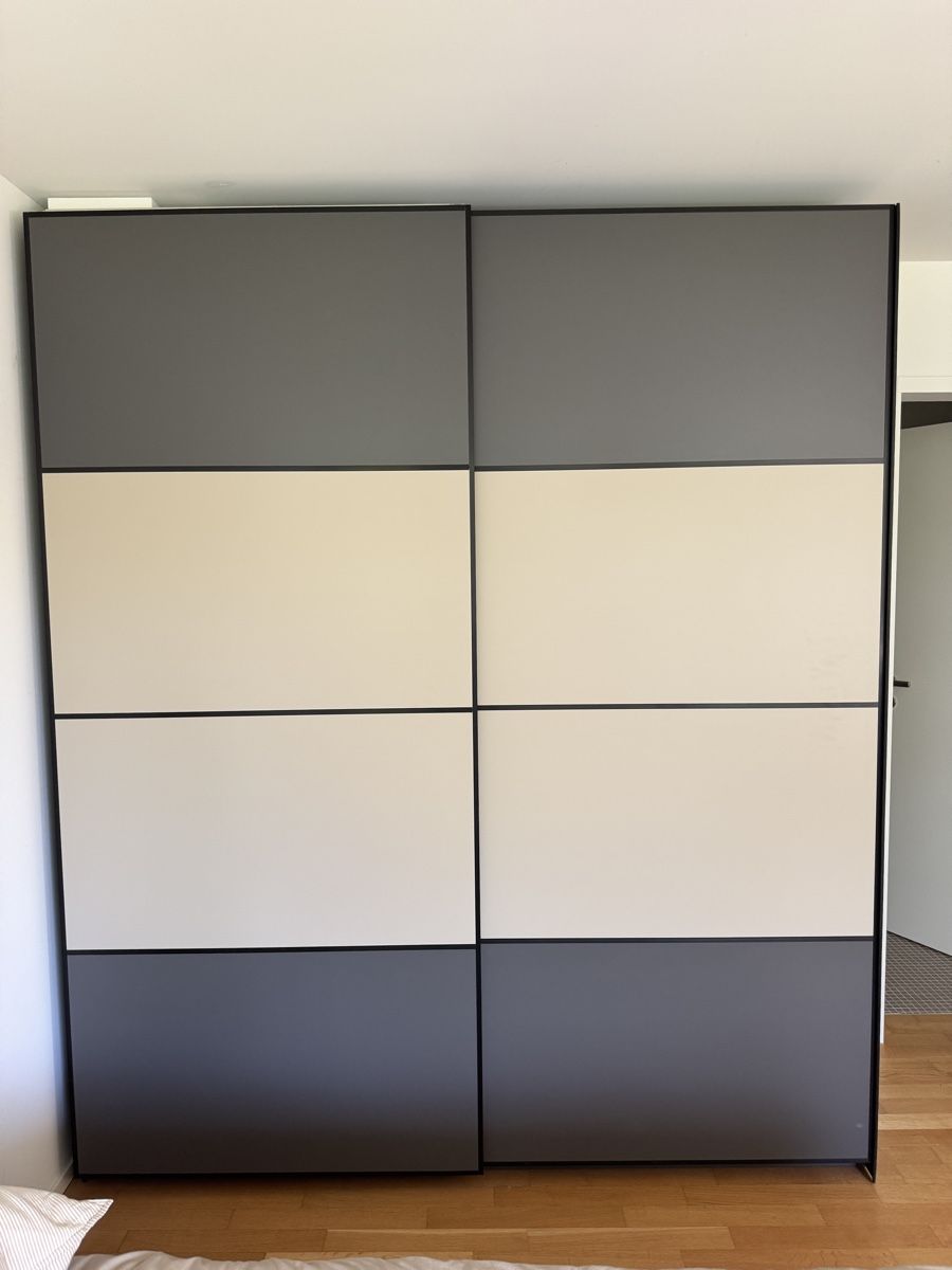 Armadi: Pax Schrank – Usato da St. Gallen venduto da Urbbug 3