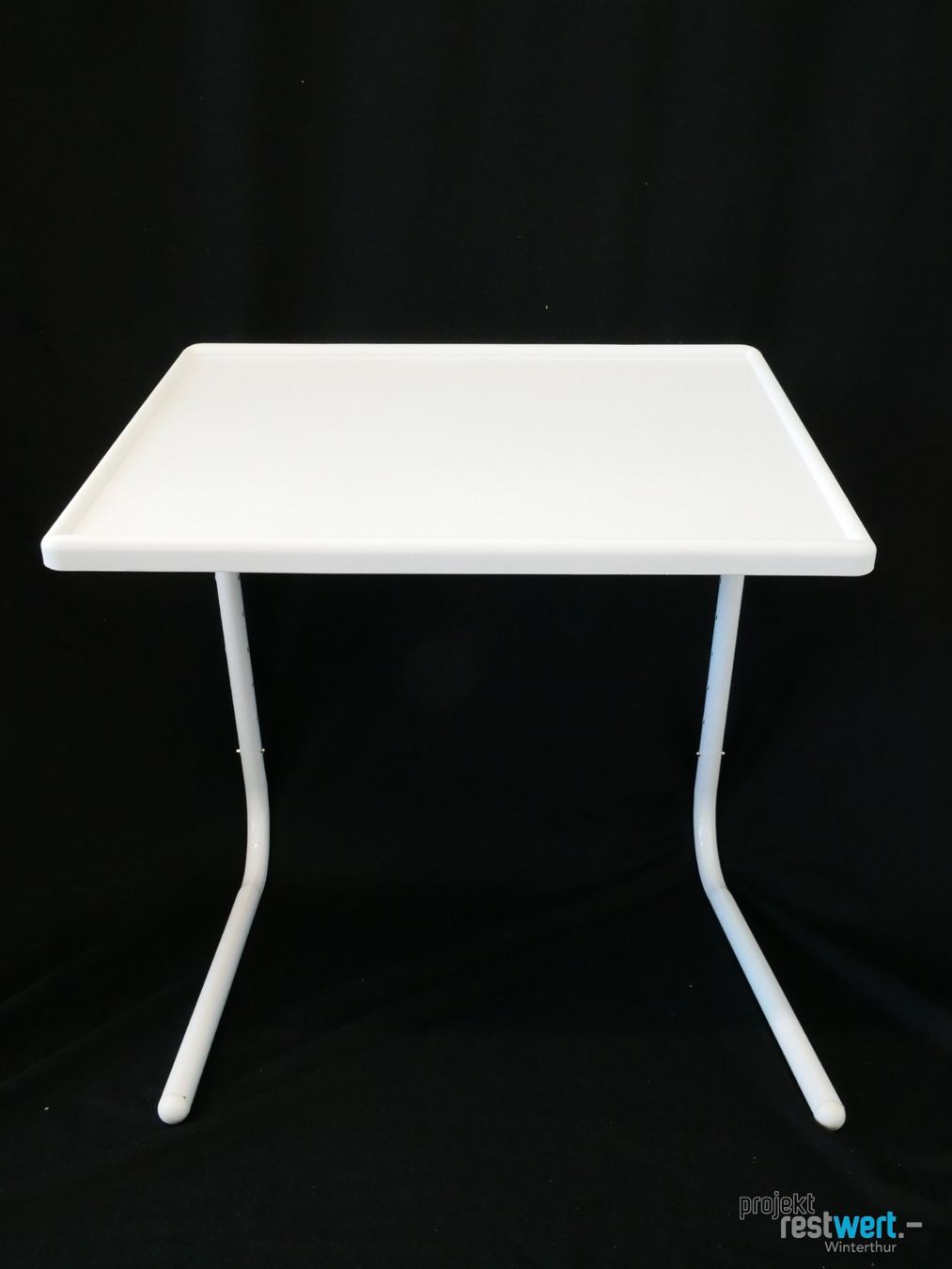 Tavoli: MESA LIVING - Tavolino – Nuovo (secondo la descrizione) da Winterthur venduto da Restwert_Winterthur 1
