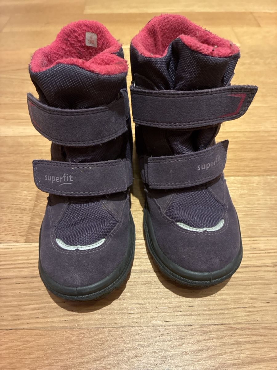 Superfit Schuhe für Jungen: Kinder Stiefel Superfit Grösse 27 – Gebraucht aus Winterthur von Tiklo