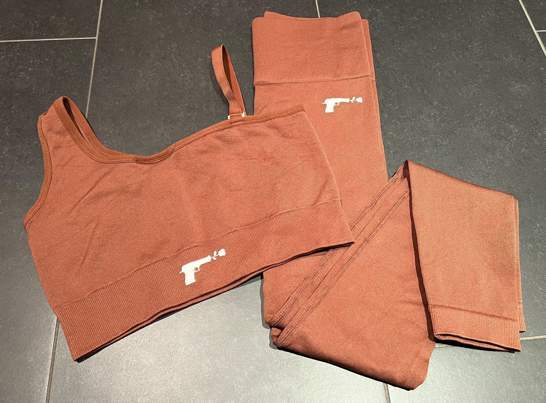 Leggings: Alphacoutures Luxe Leggings – Nuovo (secondo la descrizione) da Büttikon AG venduto da nat_2wl7