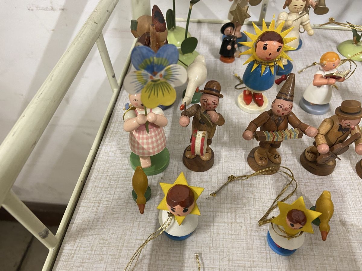 Figurines: Holzkunstfiguren – D'occasion à Dietikon par brocki-eyra 7