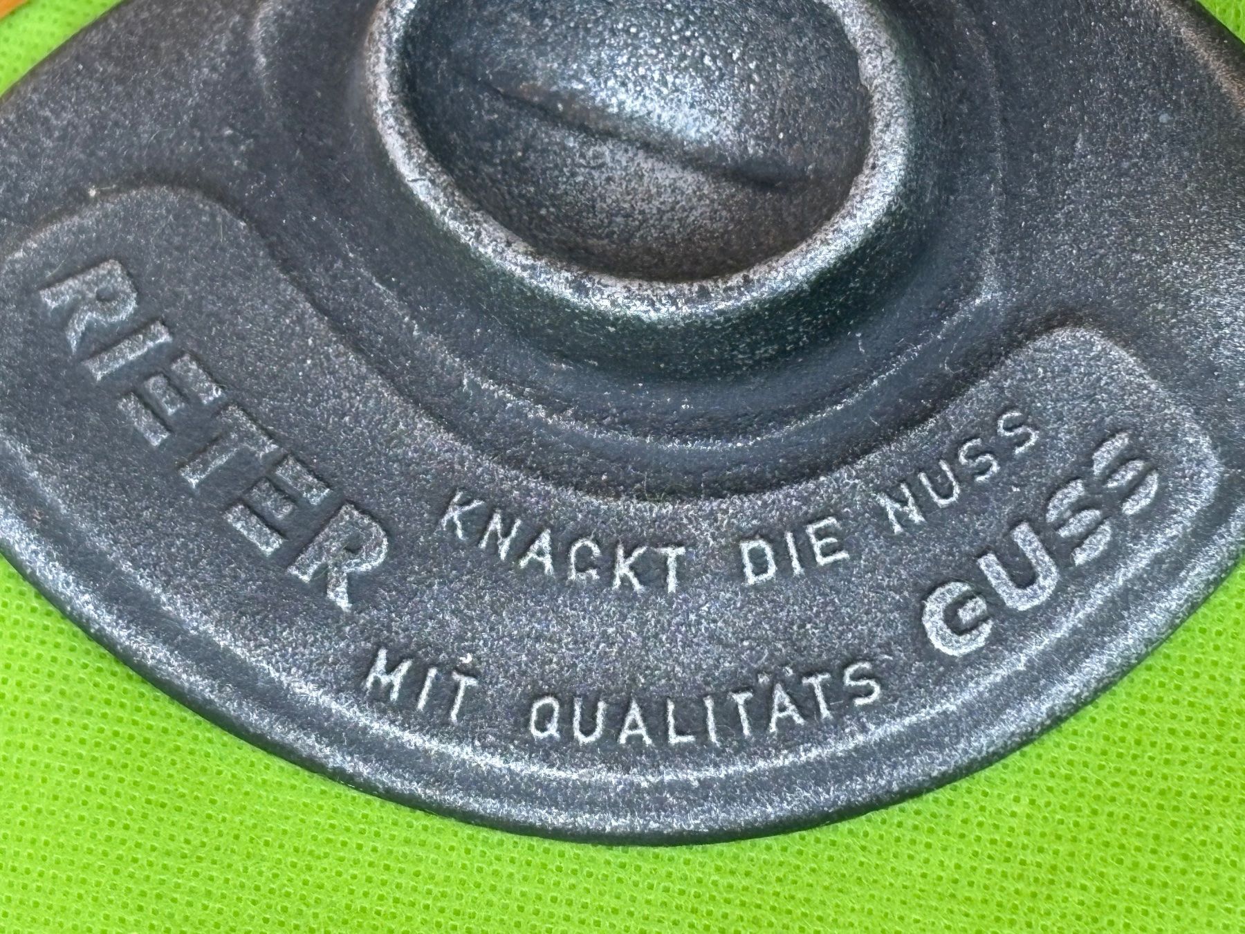 Küchengeräte: NUSSKNACKER RIETER – Gebraucht aus Wil SG von rolandsflohland 4