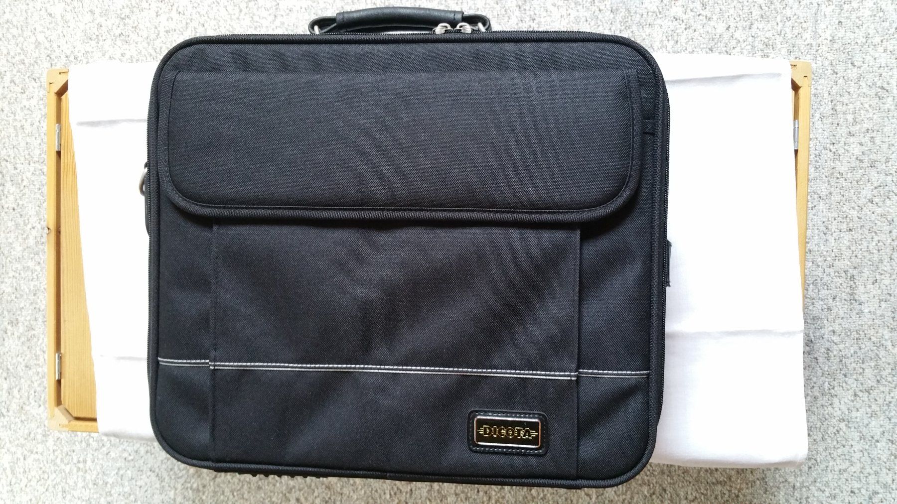 Borse: Laptoptasche Dicota – Nuovo (secondo la descrizione) da Bäretswil venduto da ricoric