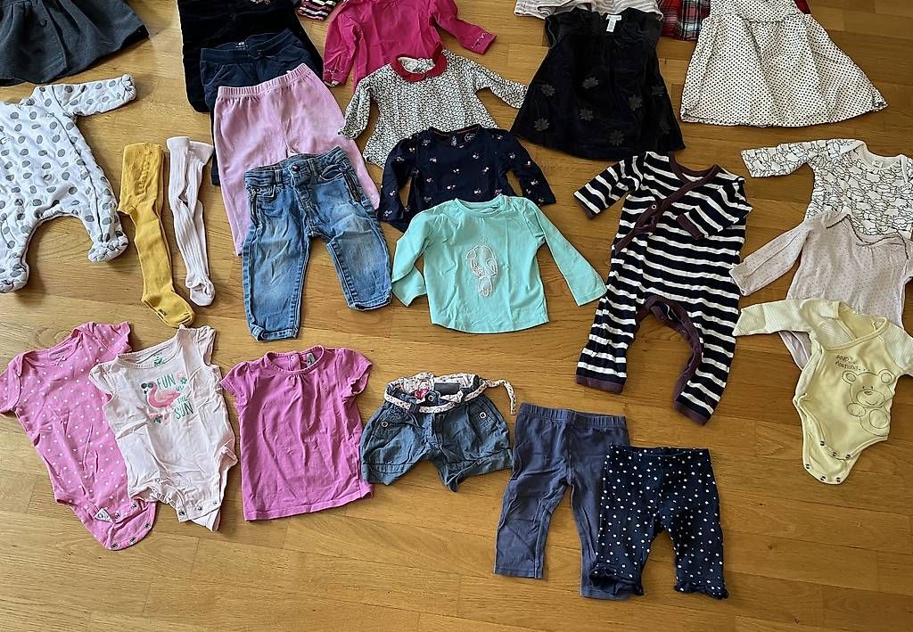 Kleiderpakete & -sets: Kleiderpaket 74 Mädchen – Gebraucht aus Stettlen von Biienli 1