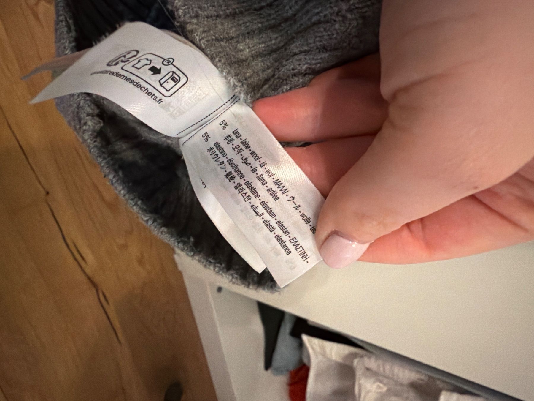 Zara T-shirt: ZARA Strick-Shirt (Grösse M) – Nuovo (secondo la descrizione) da Olten venduto da Alina_9jxy 3