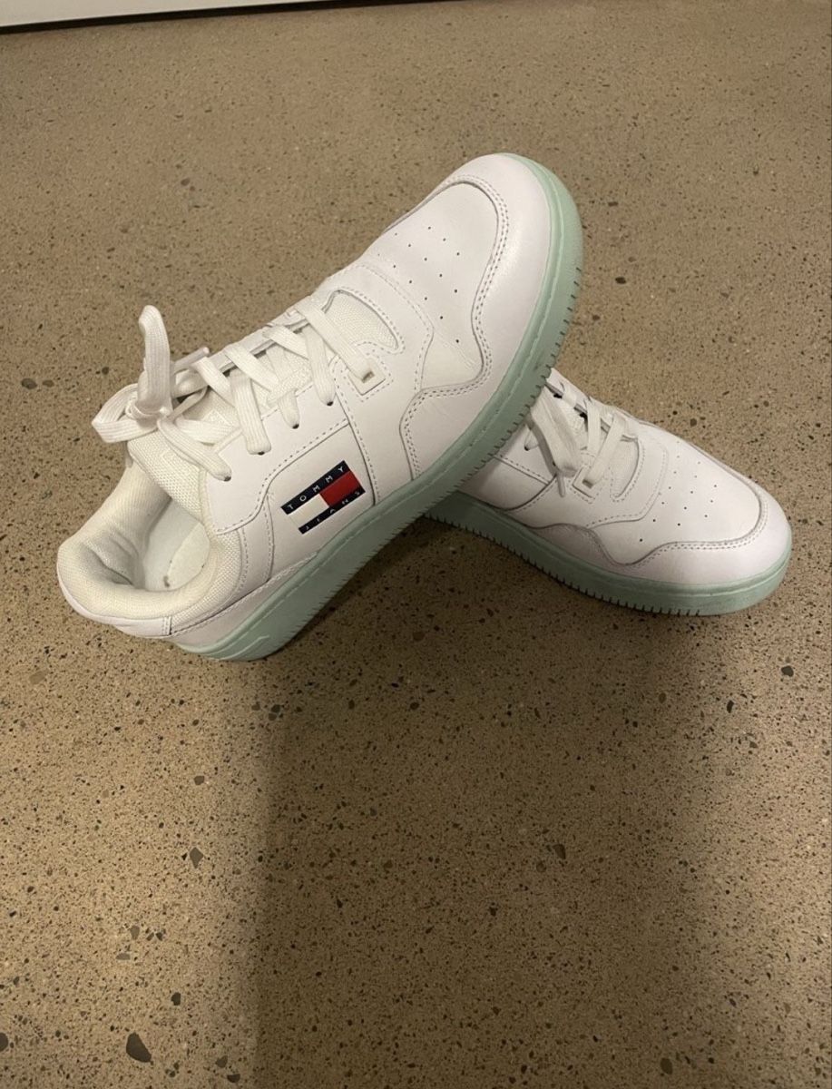 Herrenschuhe: Tommy Hilfiger Schuh Grösse 40 – Gebraucht aus Zürich von janine_stalder