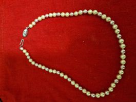 Collier de perles vintage élégant