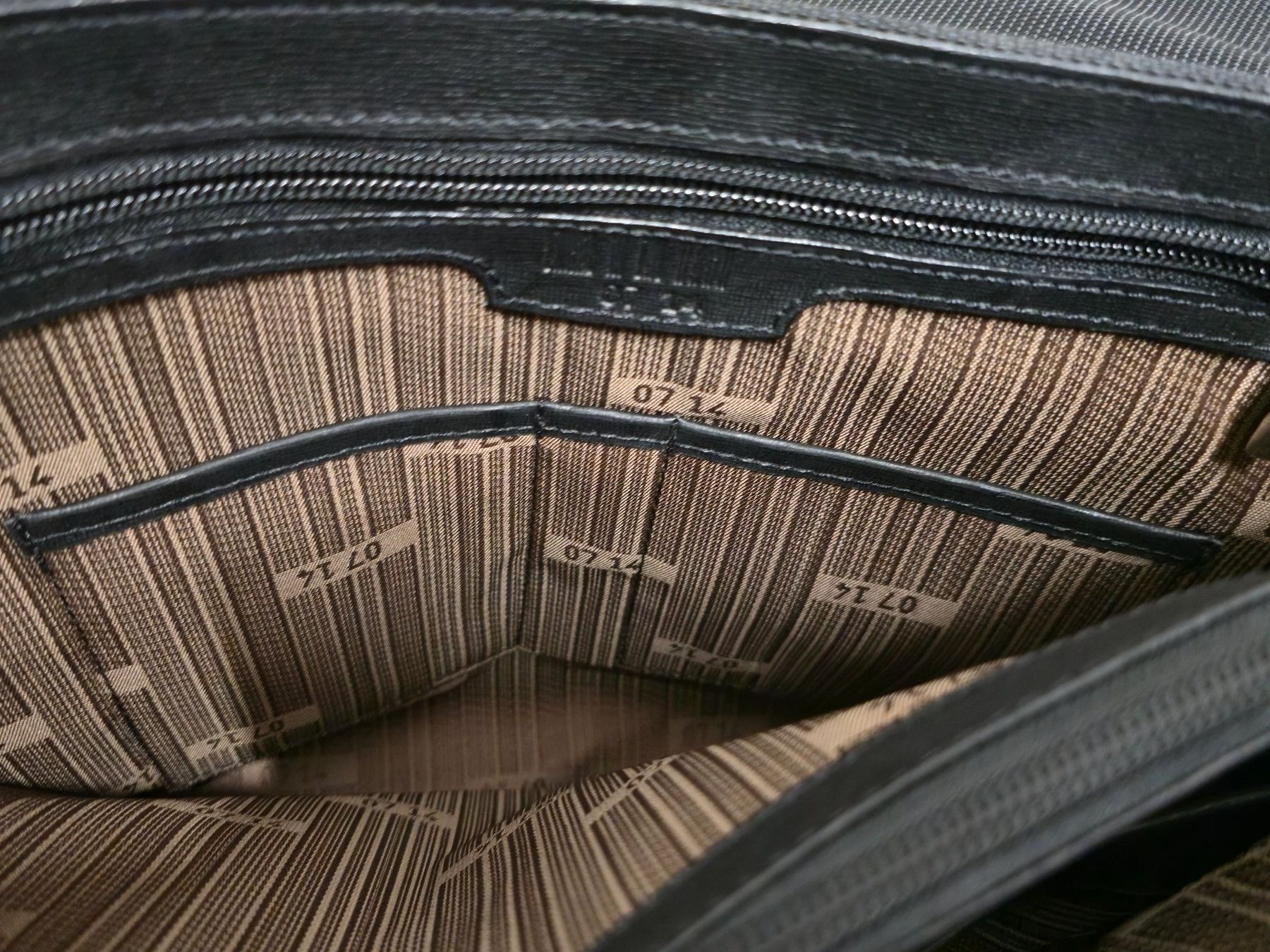 Valigie & Borse: 0714 Messenger Laptop Bag Suisse Design – Nuovo (secondo la descrizione) da Zürich venduto da stylethequeen 3