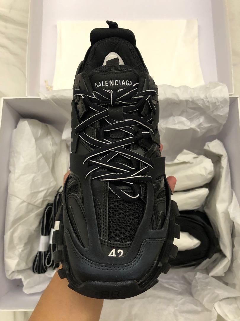 Balenciaga Herrenschuhe: BALENCIAGA Track Sneakers GR/42 – Neu und originalverpackt aus Weinfelden von