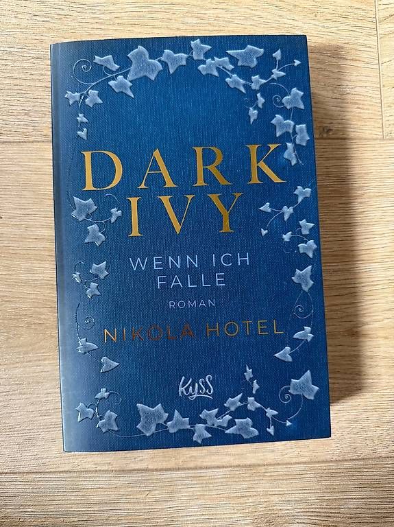 Libri: Dark Ivy von Nikola Hotel – Nuovo (secondo la descrizione) da Thun venduto da cel_5dvh