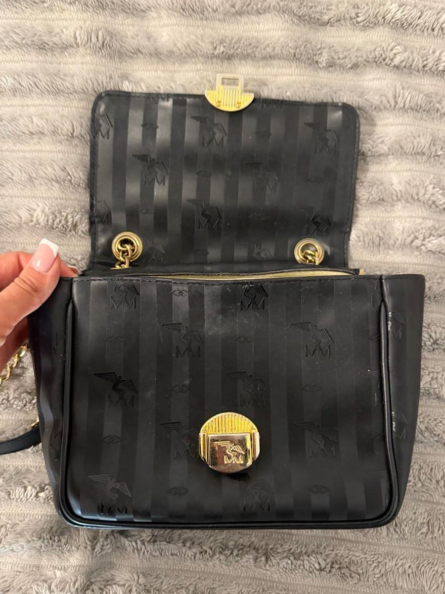 Borse da donna: Schwarze Handtasche mit Goldkette - ein echter Hingucker! – Usato da Bassersdorf venduto da kri_dn6m 3