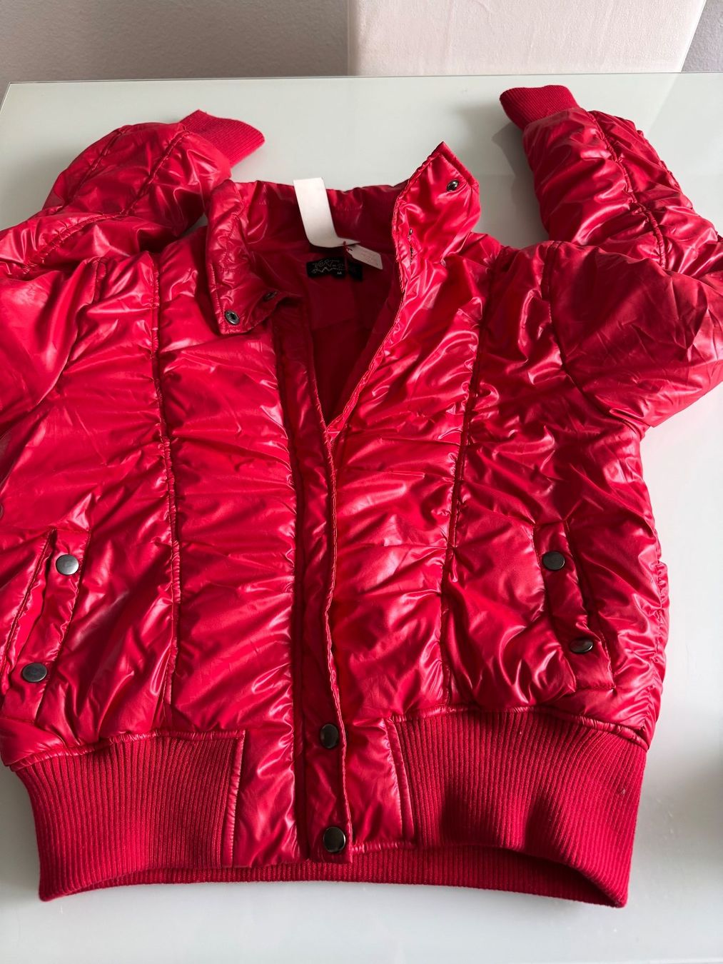 Giacche: JACKE Gr. S Rot oder Schwarz – Nuovo (secondo la descrizione) da Adliswil venduto da Jessik0 1