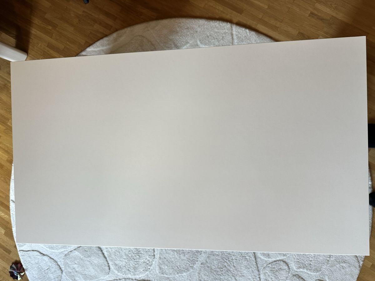 Schreibtische: Kindertisch weiss – Gebraucht aus Egg b. Zürich von noemi_st 2