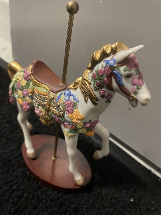 Vintage Karussell Porzellan Pferd Figur Messing Pole (Gebraucht) in ...