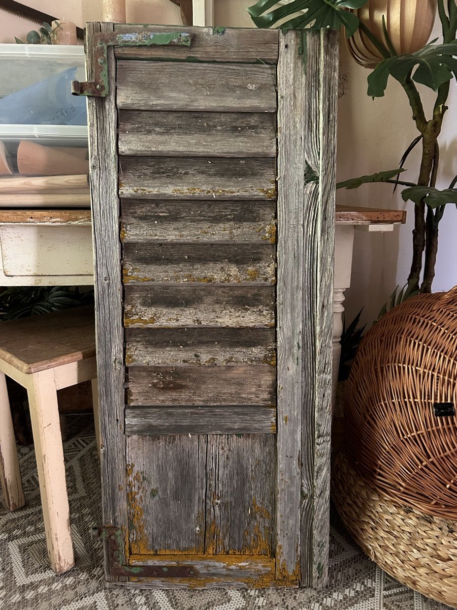 Persiane: Fensterladen alt – Usato da Bern venduto da Dafi7