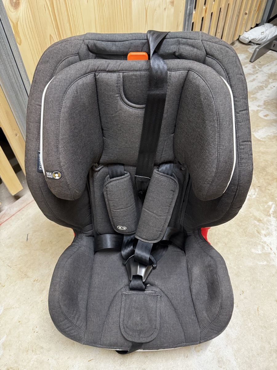 Seggiolini per auto: Siège auto Kinderkraft – Usato da Châtelaine venduto da Lil-Dre