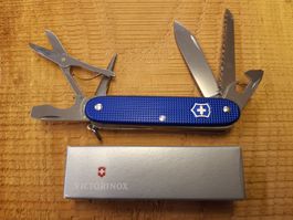 Victorninox Bugnard Farmer X Alox blau