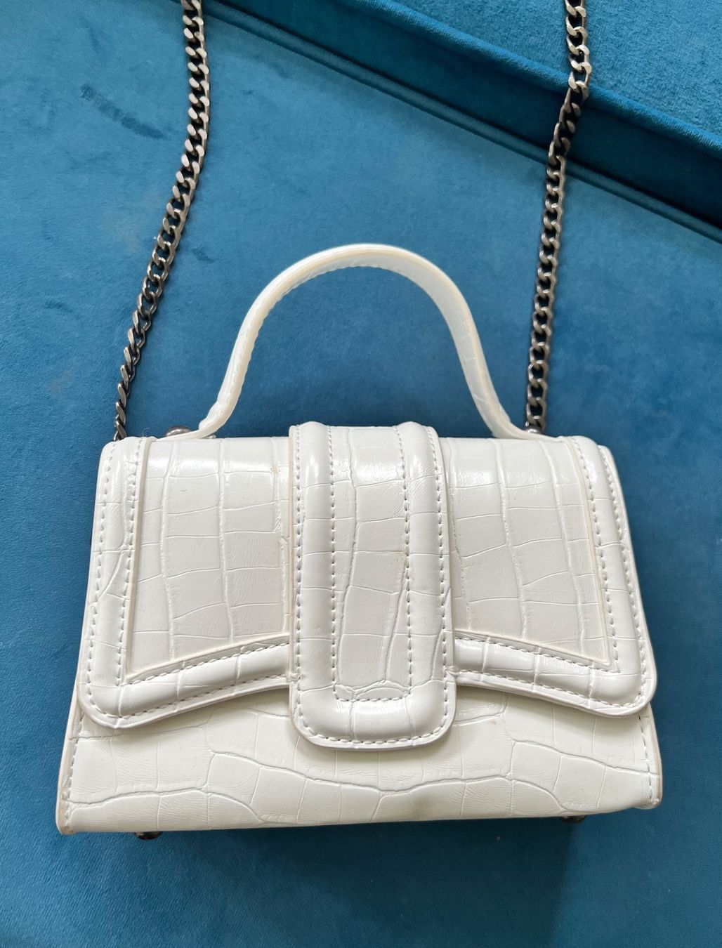 Zara Taschen für Damen: Zara umhängetasche / weiss – Gebraucht aus Effretikon von YaMn 1