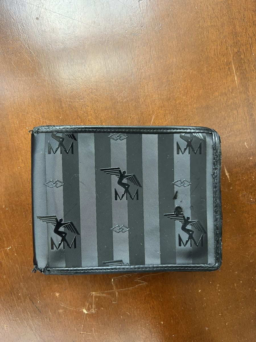 Maison Mollerus Brieftaschen: Mollerus Portemonai – Gebraucht aus Merenschwand von lar_pt7x