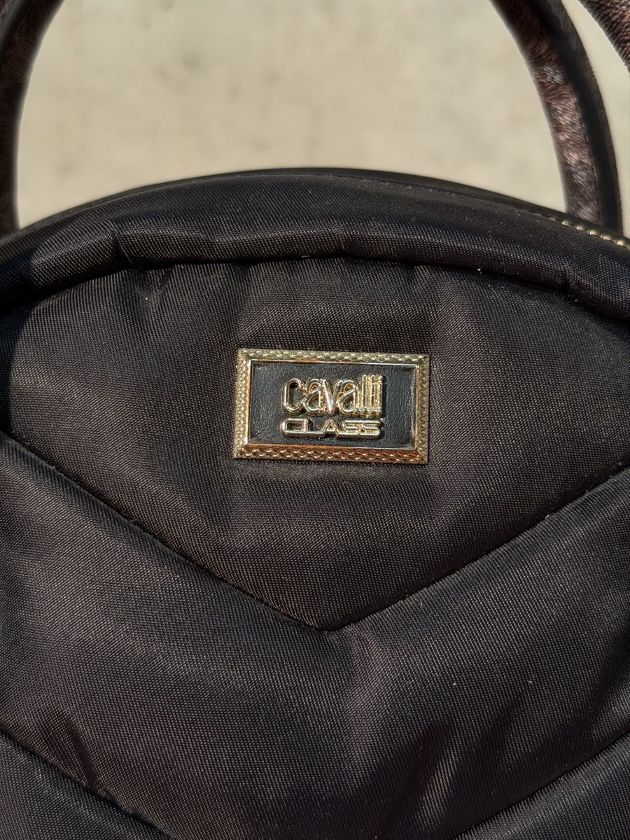 Roberto Cavalli Borse da donna: Cavalli Class Black Handbag - Stylish and Practical – Usato da Lausanne venduto da artnouveau04 1