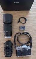Fujifilm X-T30 Kamera mit Objektiven 