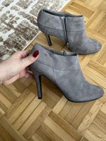 Graue Wildleder Stiefel (Gr. 39) 🍂