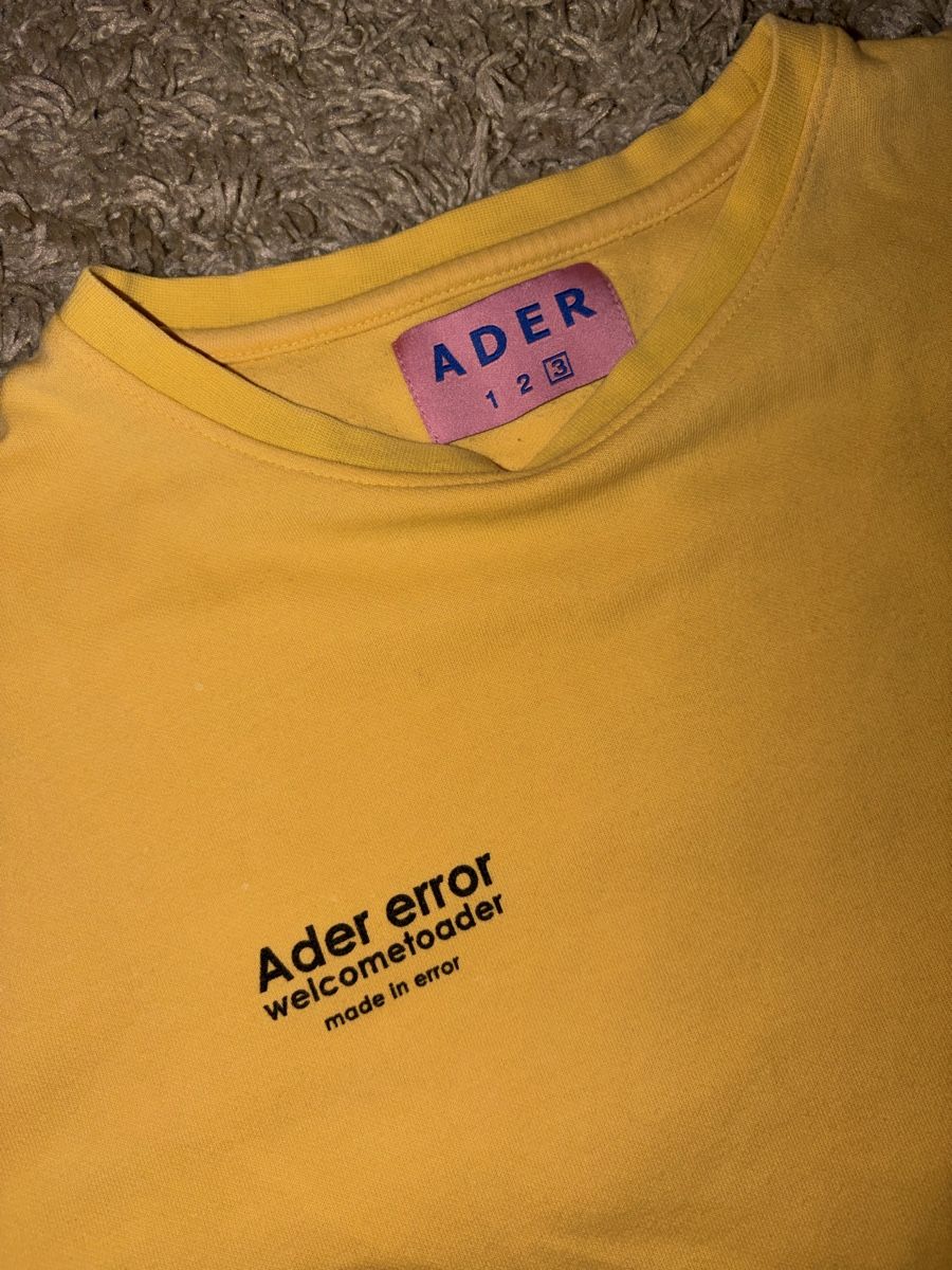T-Shirts: Ader Error Tshirt gelb – Gebraucht aus Visperterminen von lgresell 1
