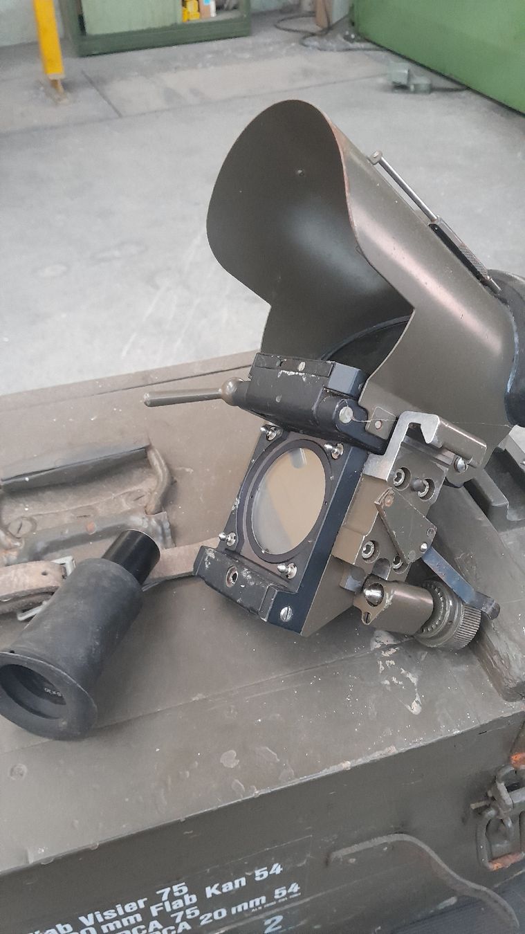 Schweizer Armee Binocoli: Armee, Visier Flab – Usato da Zofingen venduto da Lux6 2