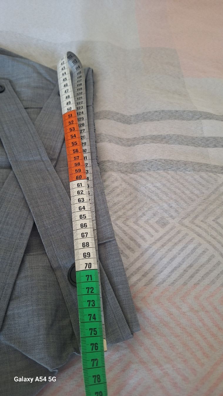 Pantaloni: Hose – Nuovo (secondo la descrizione) da Oberglatt ZH venduto da nat_c6k7 1