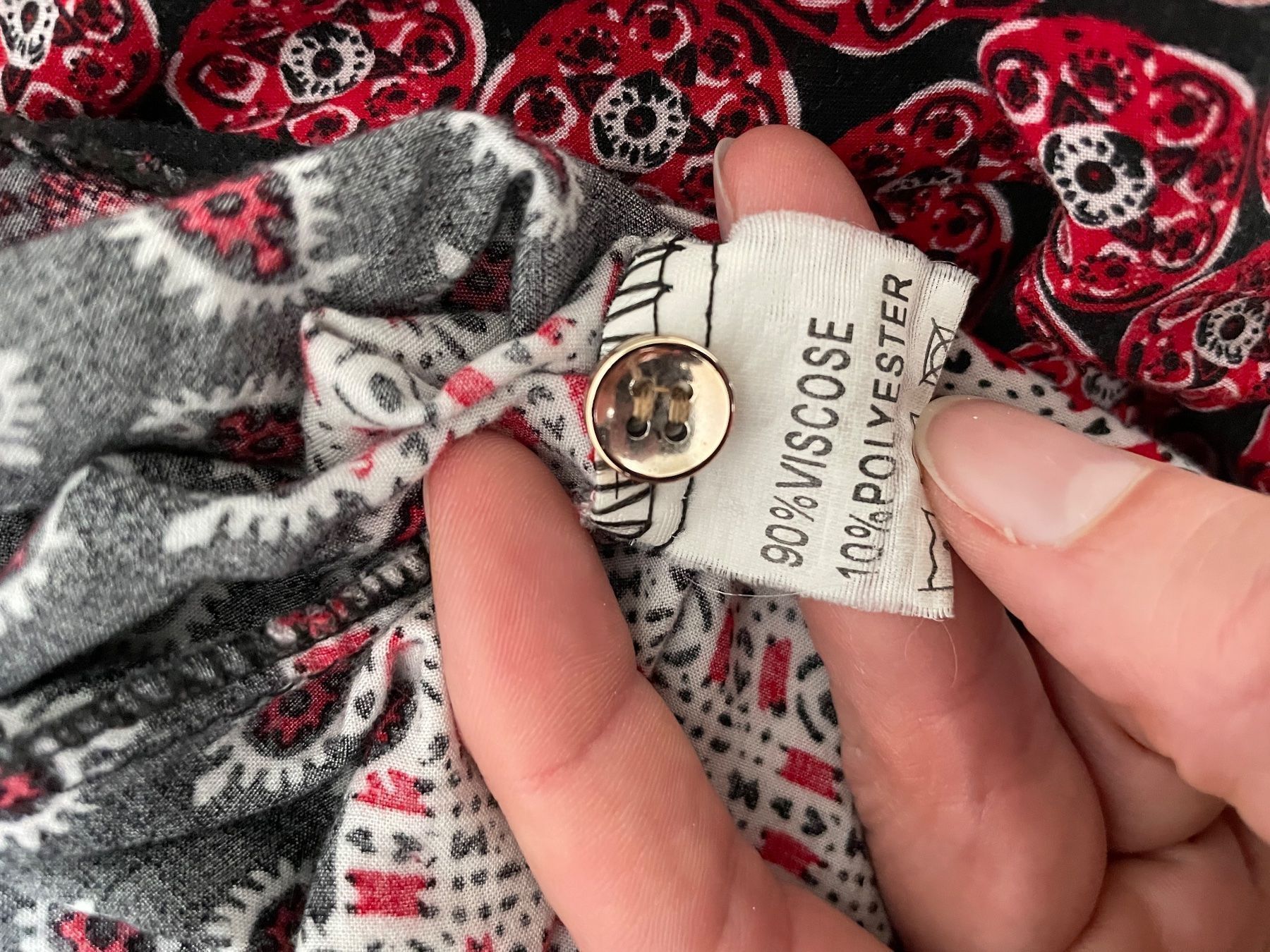 Blusen: Tolle Bluse, bunt, knitterfrei – Gebraucht aus Bronschhofen von Sommernacht03 2