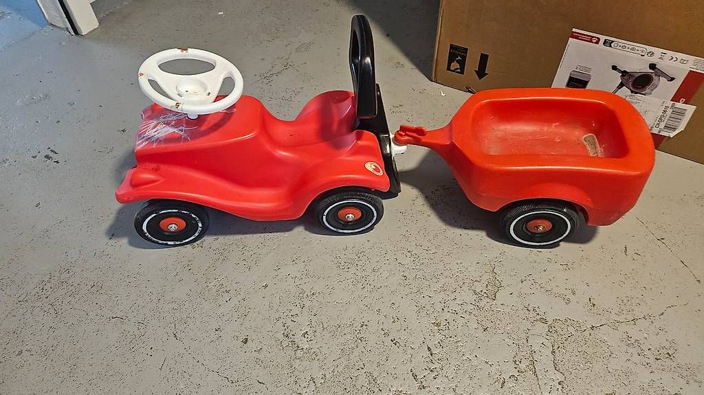 Veicoli per bambini: Bobby Car mit Anhänger – Usato da Buchs AG venduto da Naila.Keinath