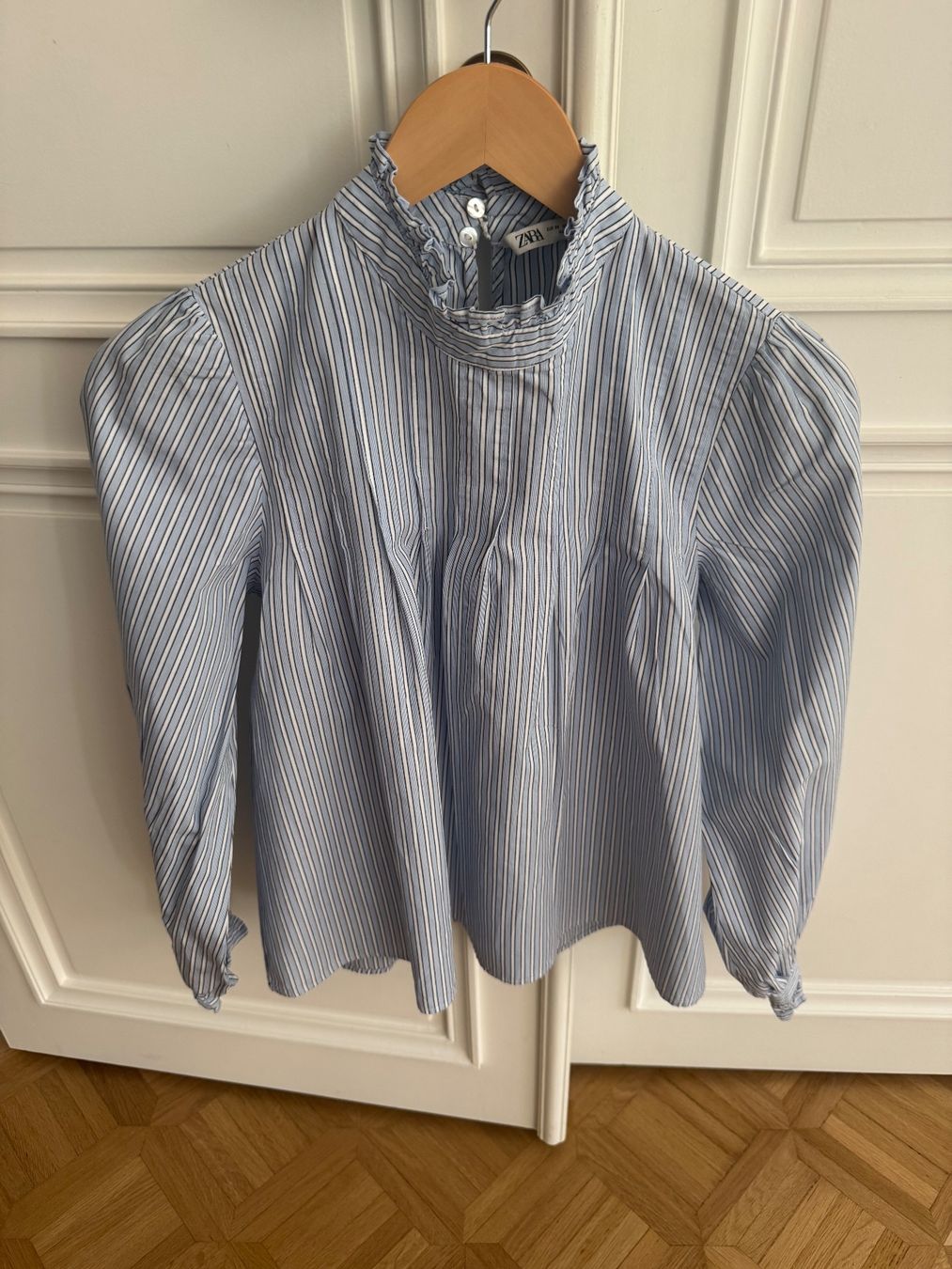 Zara Chemisiers: Chemise Zara TXS – D'occasion à Conches par chn_hgl6 1