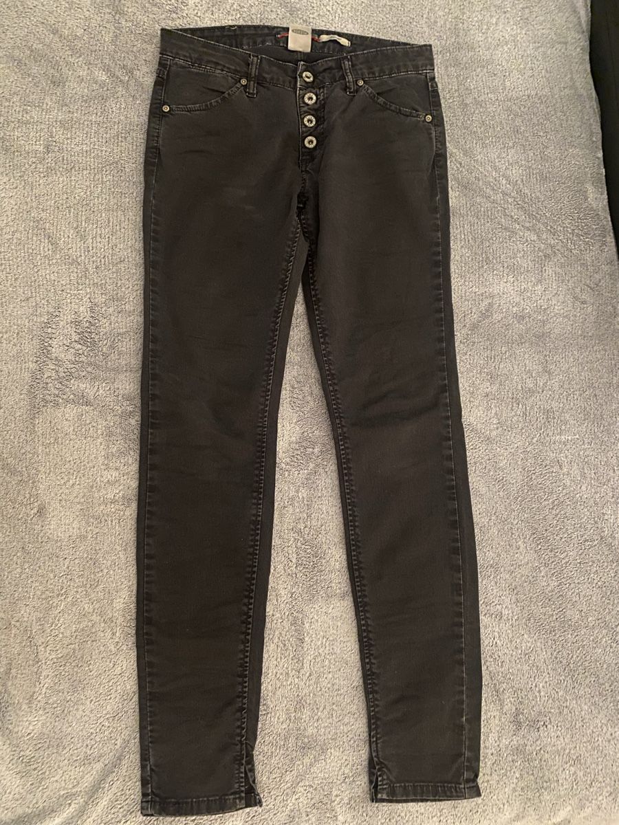 Please Jeans Pantaloni: Please Jeans Hose used schwarz Gr S – Usato da Schönenberg ZH venduto da Pfupfli1