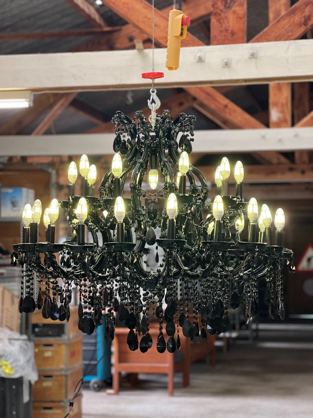 Lampadari & plafoniere: Glasleuchter schwarz – Usato da Steffisburg venduto da Tornado107 3