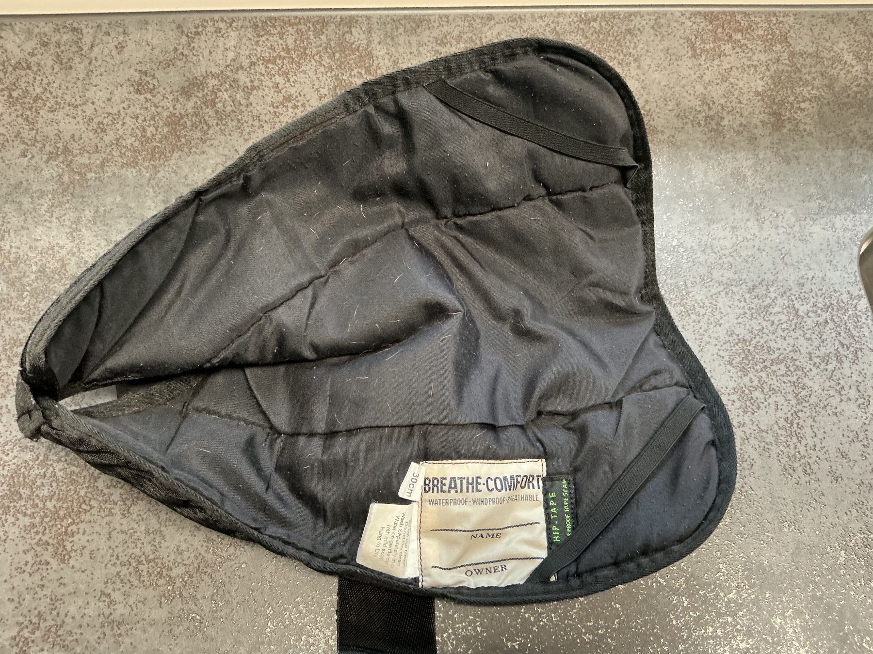 Abbigliamento: Hunde-Set: Regenmantel, Geschirr, Leine – Usato da Horw venduto da adler65 7