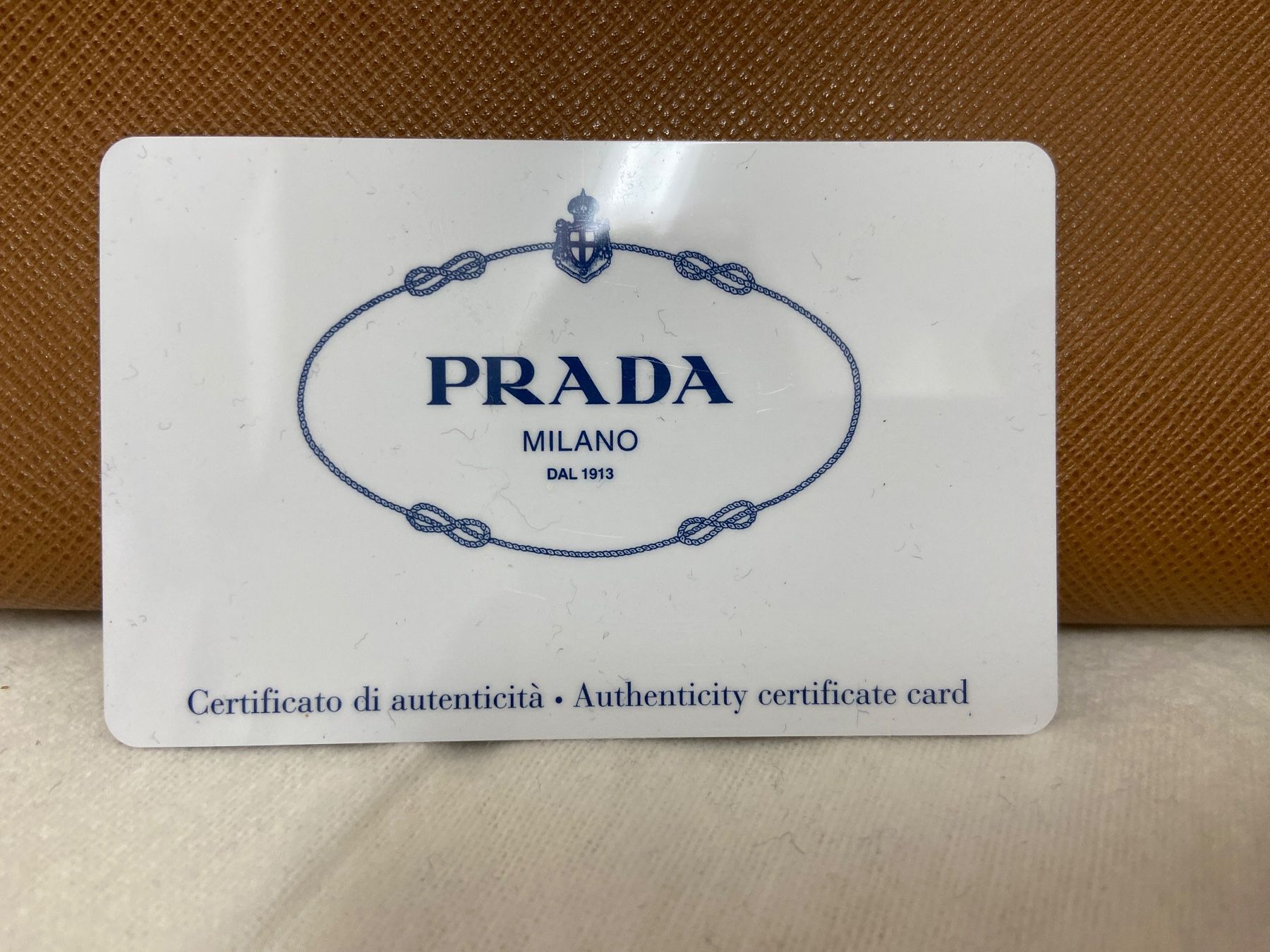 Prada Taschen für Damen: Prada Handtasche - fast neu – Neu (gemäss Beschreibung) aus St. Gallen von papaya67 2