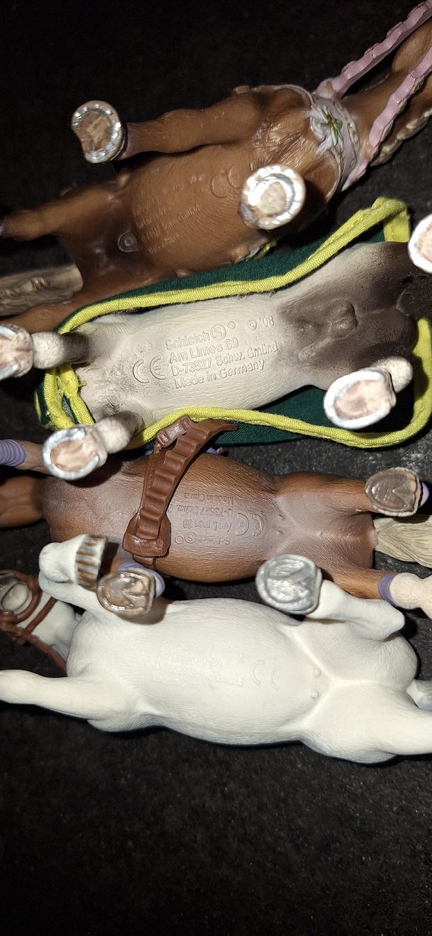 Schleich Giocattoli: 🐴 4  x grosse SCHLEICH Pferde – Usato da Emmenbrücke venduto da abu_9mj8 4