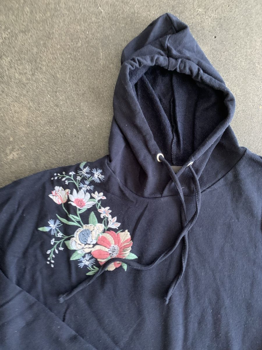 C&A Pullover & Sweatshirts: Kapuzenpulli Grösse XL – Gebraucht aus Thun von Chrabu