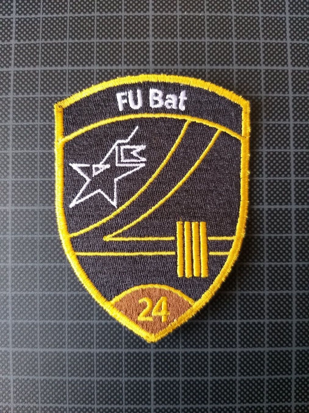 Placchette & Badge: Verbandsabzeichen Fu Bat 24 Kompanie 2 – Usato da Bauma venduto da SwissMilitaria