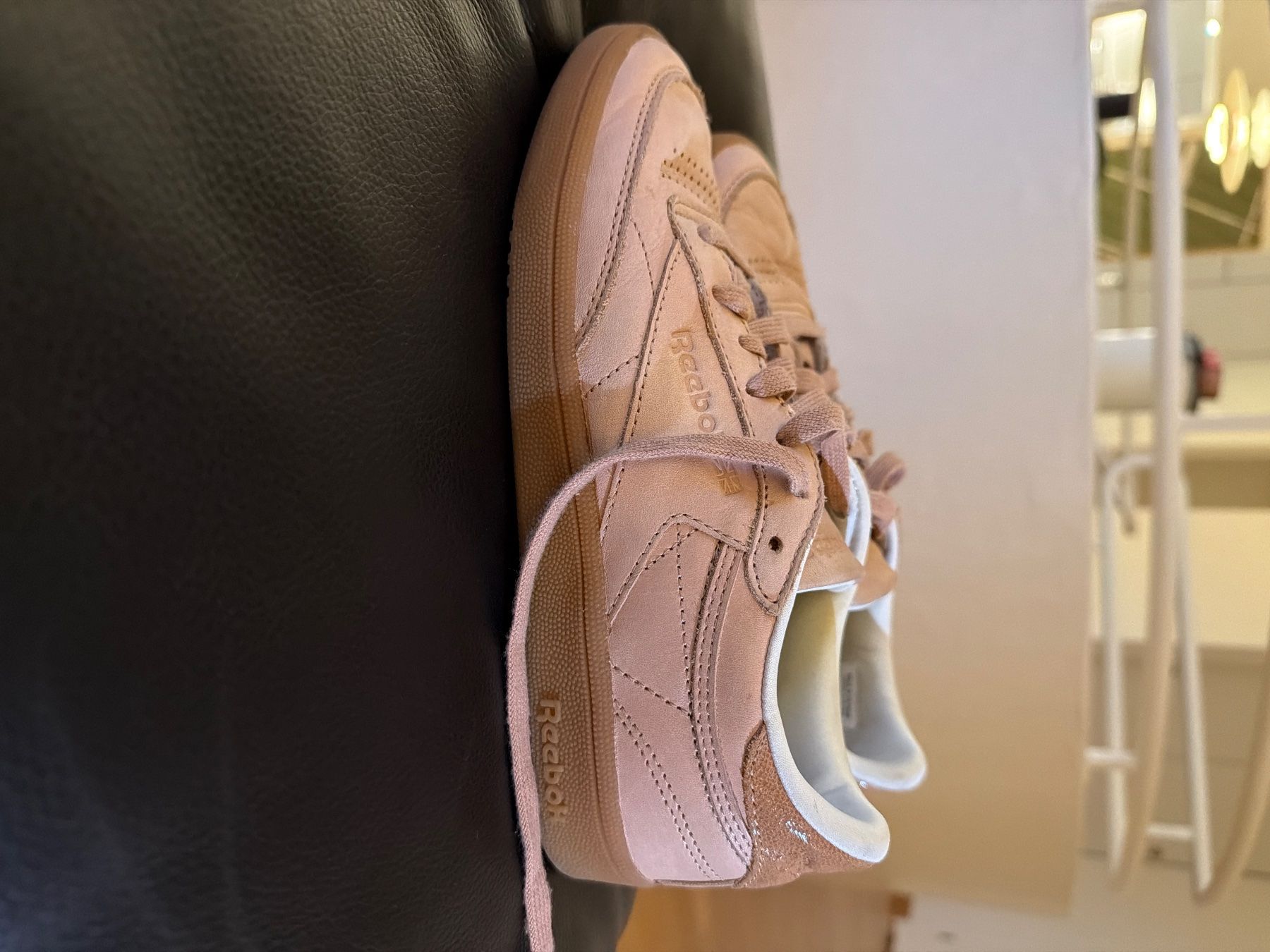 Reebok Damenschuhe: Reebok Sneaker Grösse 37 – Gebraucht aus Zürich von Annamcrem 1